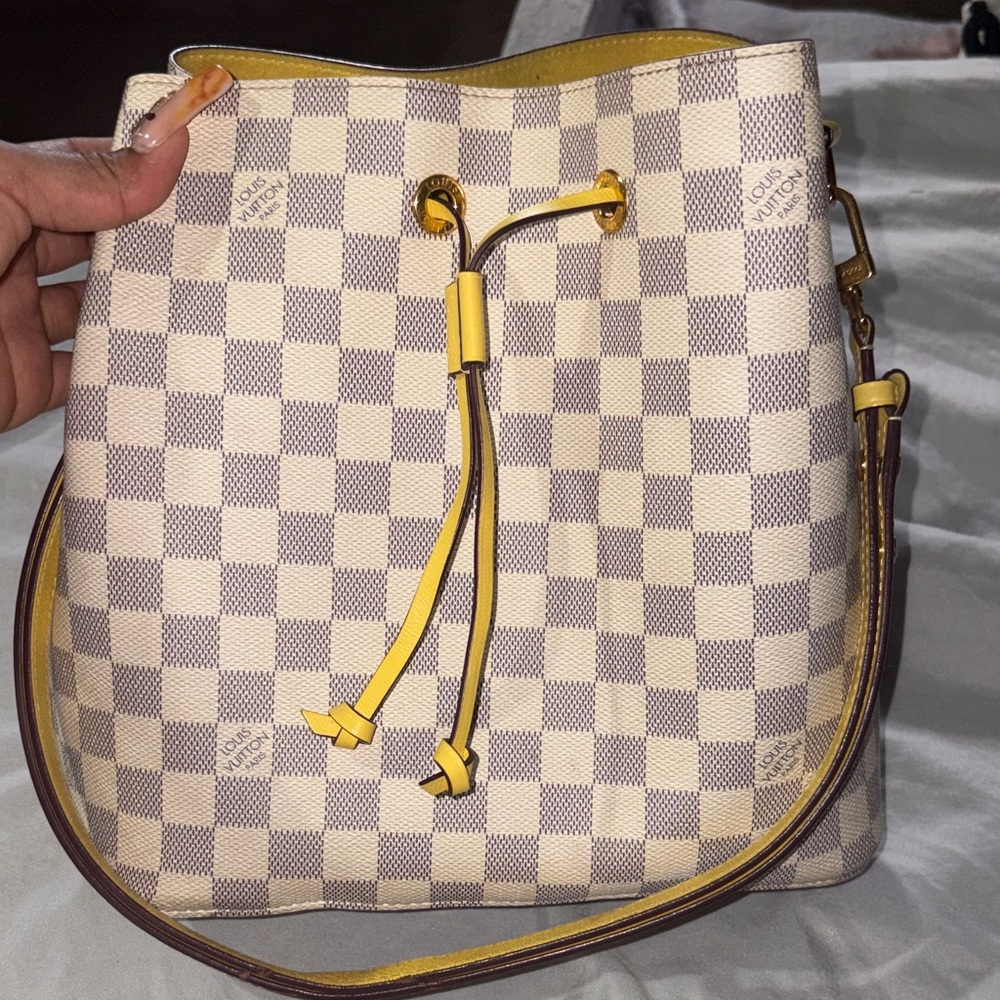 Louis Vuitton Pineapple Neonoe